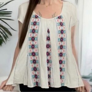 AKEMI + KIN Anthropologie Cap Sleeve Embroidered Top - Medium